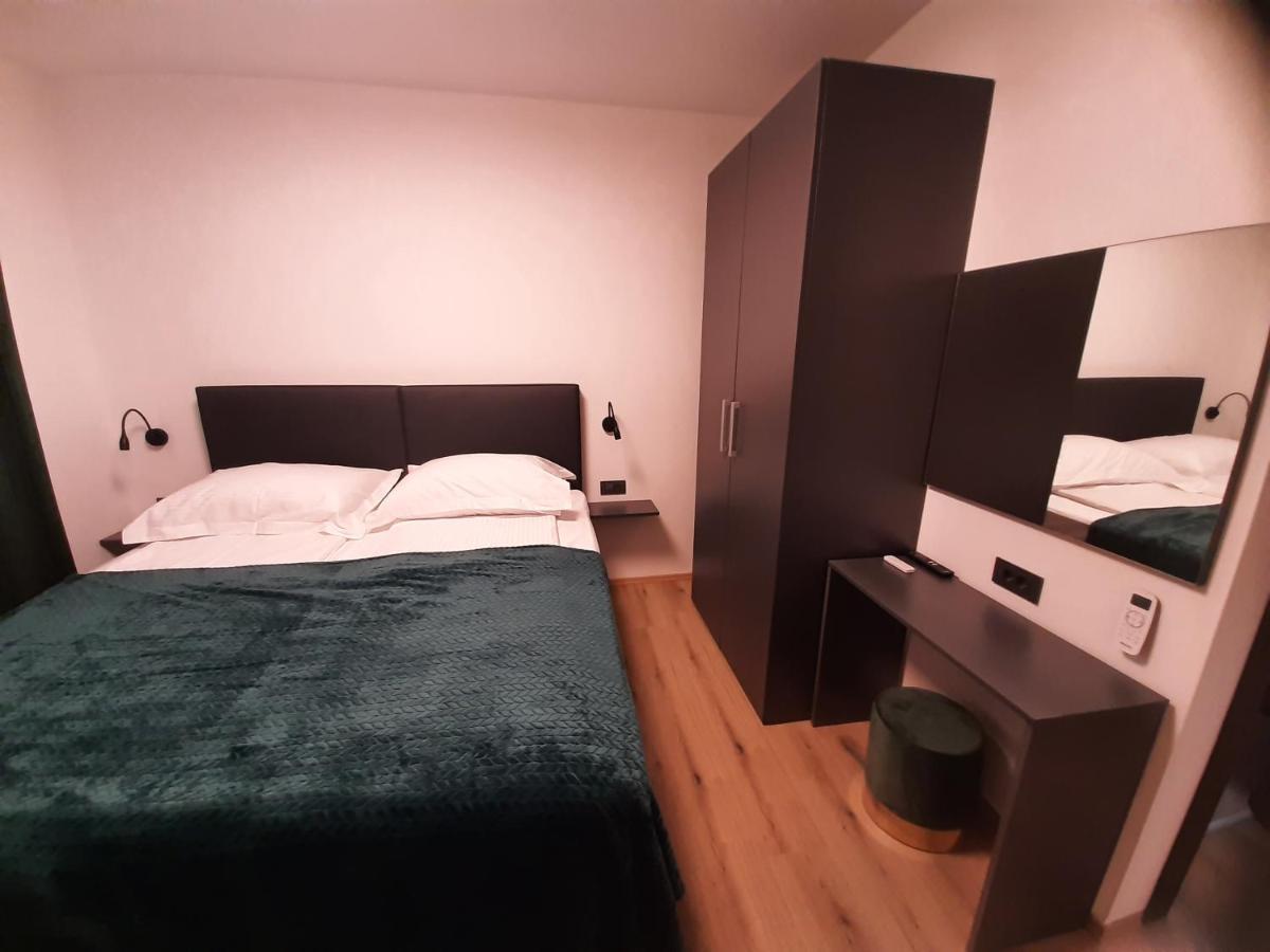 Apartman Mate Lopar Exterior foto